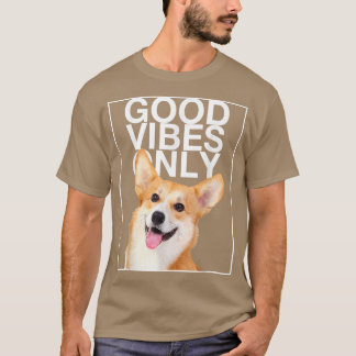 Cute Dog Smile Corgi Pet Animal Puppy Pupper Posit Tシャツ