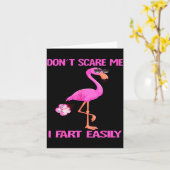 Cute Don't E Me I Fart Easy Fart Joke Flamingo Wom カード (黄色い花)