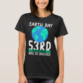 cute earth day 53rd anniversary earth day  2 tシャツ (正面)