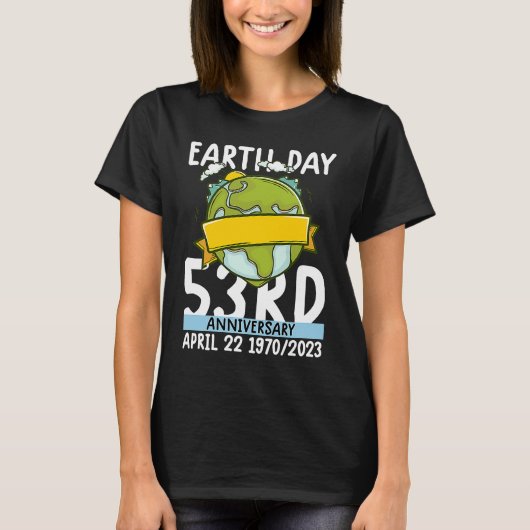 cute earth day 53rd anniversary earth day  4 tシャツ (正面)