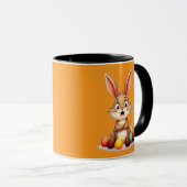 Cute Easter Bunny Sitting with Chocolate caneca マグカップ (正面右)