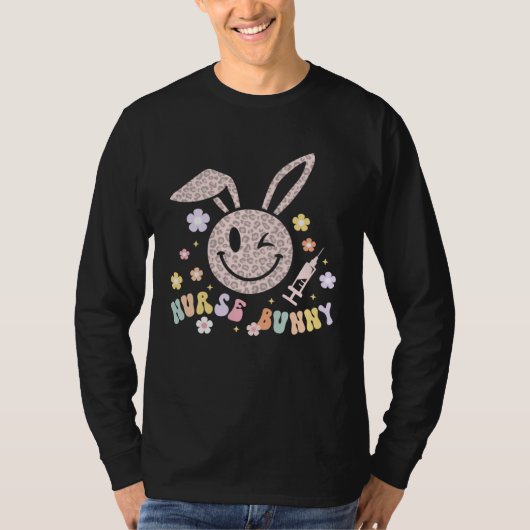 Cute Easter Nurse  Bunny Ears Happy Easter Eggs Ou Tシャツ (正面)