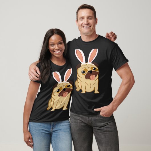 Cute Easter Pug Dog With Bunny Ears Tシャツ (ユニセックス)