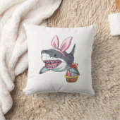 Cute Easter Shark Bunny Ears Basket Eggs Happy Eas クッション (ブランケット)