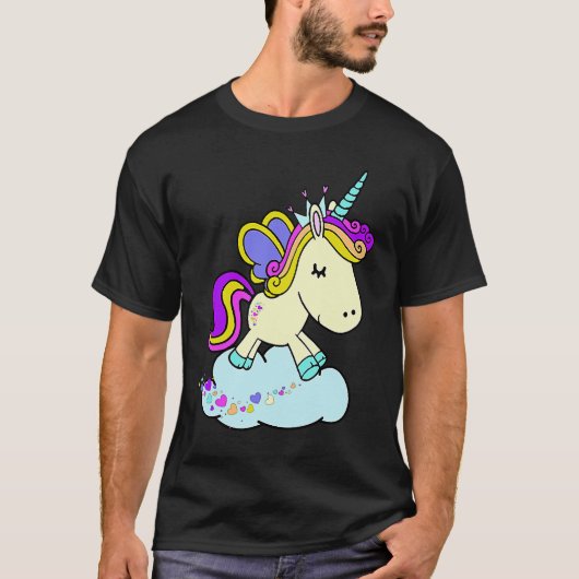 Cute Fairy Princess Unicorn on a Cloud Tシャツ (正面)