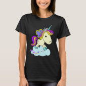 Cute Fairy Princess Unicorn on a Cloud Tシャツ (正面)