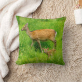 Cute fallow deer with young クッション (ブランケット)