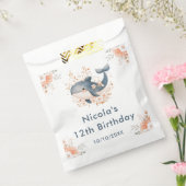Cute Floral Whale Birthday Party フェイバーバッグ (封をした状態)