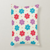 Cute Flower Pattern on White アクセントクッション (正面(垂直))
