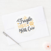 Cute FRAGILE Handle With Care Labels | Aesthetic ラウンドシール (封筒)