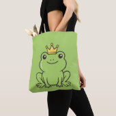 Cute frog Queen funny green Phone Case トートバッグ (クローズアップ)