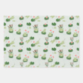 Cute Frogs in Lily Pond ラッピングペーパーシート (正面3)