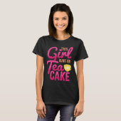 Cute Fun Tea  Womens  This Girl Runs on Tea & Cake Tシャツ (正面フル)