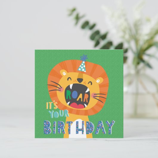 Cute Funny Birthday Lion kids カード (スタンド正面)