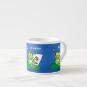 Cute funny green frog cartoon illustration エスプレッソカップ (正面右)
