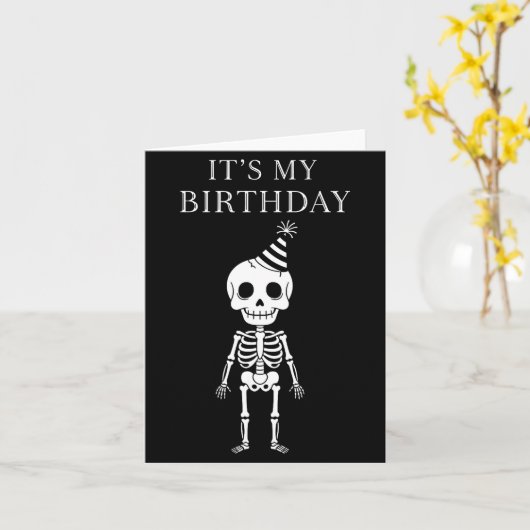 Cute Funny Kawaii Skeleton Birthday Skull Happy Wo カード (黄色い花)