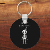 Cute Funny Kawaii Skeleton Birthday Skull Happy Wo キーホルダー (正面)