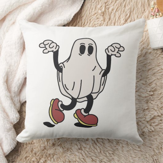 Cute ghost enjoying クッション (ブランケット)