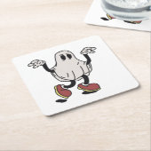 Cute ghost enjoying スクエアペーパーコースター (アングル)