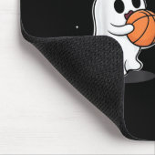 Cute Ghost Playing Basketball Funny Halloween  マウスパッド (コーナー)