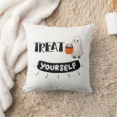Cute Ghost “Treat Yourself” Pillow Halloween Theme クッション (ブランケット)
