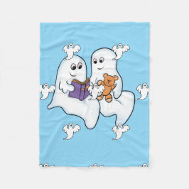 Cute ghosts reading together at Halloween フリースブランケット