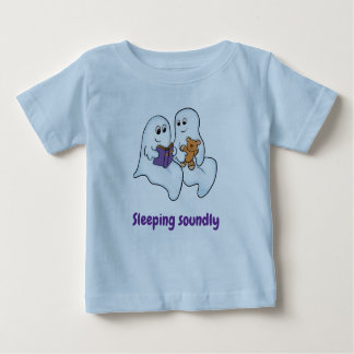 Cute ghosts reading together at Halloween ベビーTシャツ
