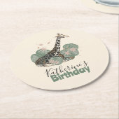 Cute Giraffe Botanical Animal Birthday Party ラウンドペーパーコースター (アングル)