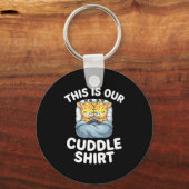 Cute Giraffe Couple This Is Our Cuddle  キーホルダー (正面)