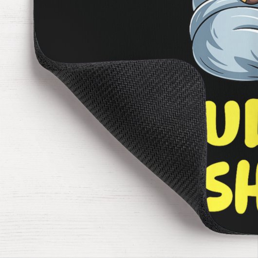 Cute Giraffe Couple This Is Our Cuddle  マウスパッド (コーナー)