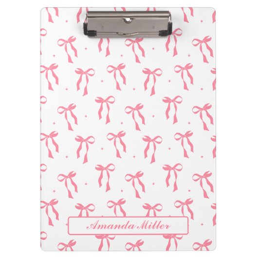 Cute Girly Coquette  Aesthetic Pink Bow Monogram クリップボード (正面)