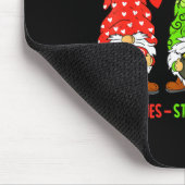 Cute Gnome Happy Valentines St Patricks Easter Hol マウスパッド (コーナー)