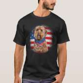 Cute Goldendoodle Dog American Flag Indepedence Da Tシャツ (正面)