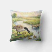 Cute Goose And Babies River and Lake Animals  クッション (裏面)