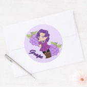 Cute Grape Theme Chibi with Grape Background ラウンドシール (封筒)