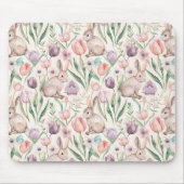 Cute Gray Bunny with Colorful Tulips マウスパッド (正面)