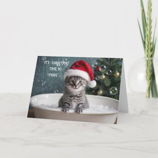 Cute Gray Tabby Cat in a Bubble Bath Santa Hat カード (正面)