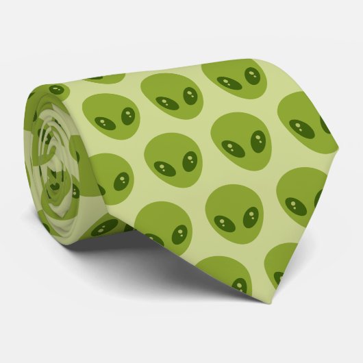 Cute Green Alien Heads Pattern ネクタイ (ロール)