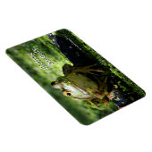 Cute Green Frog Strikes a Pose on the Hose マグネット (右側)