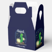 Cute green glow worm cartoon illustration フェイバーボックス (オープン)