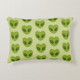 Cute Green Heart-Shaped Alien Head Pattern アクセントクッション