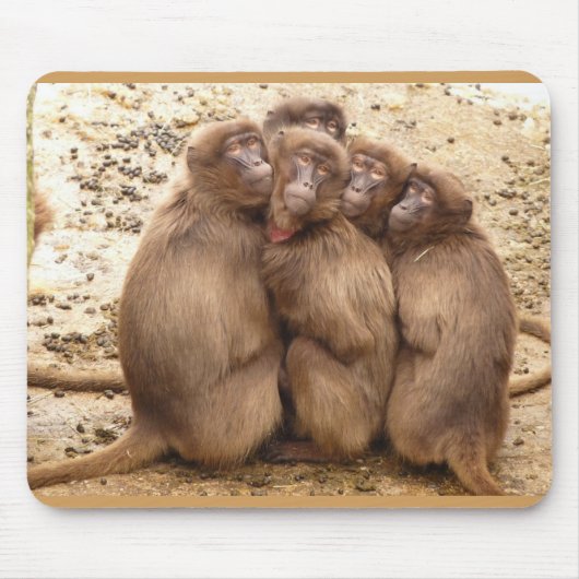 Cute Group of Monkeysマウスパッド マウスパッド (正面)