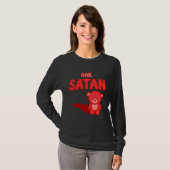 Cute Hail Satan Teddy Bear Something cute and evil Tシャツ (正面フル)