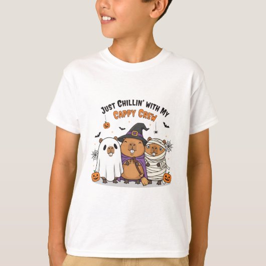 Cute Halloween Capybara:Just Chillin’ with My Crew Tシャツ (正面)
