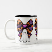 Cute Halloween Ghost with Big Bow ツートーンマグカップ (左)