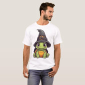 Cute Halloween turtle with a witch hat. Copy Tシャツ (正面フル)