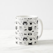 Cute Hand-drawn Cat Faces Doodle Pattern コーヒーマグカップ (正面右)