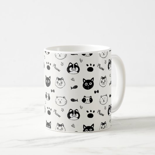 Cute Hand-drawn Cat Faces Doodle Pattern コーヒーマグカップ (正面右)