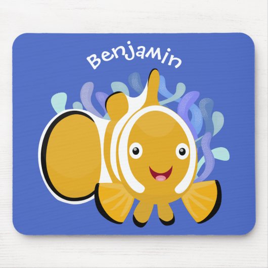 Cute happy clownfish anenome cartoon マウスパッド (正面)