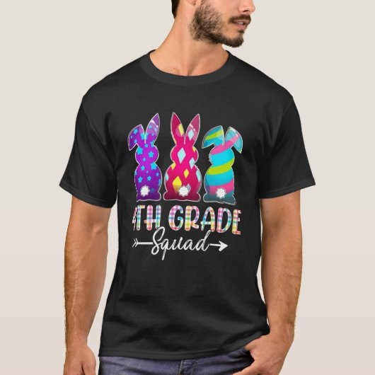 Cute Happy Easter 4th Grade Squad Three Bunny East Tシャツ (正面)